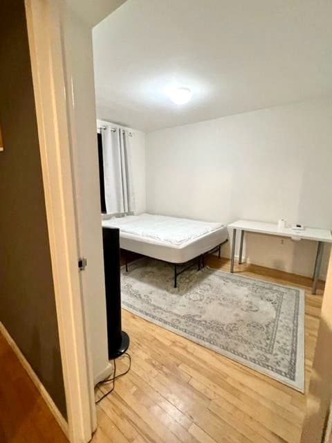 Tompkins Square Plaza 190 East 7 Street #101, Manhattan, NY 10009 9