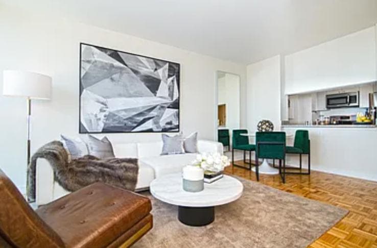 47-5 Center Boulevard #512, Queens, NY 11109 1