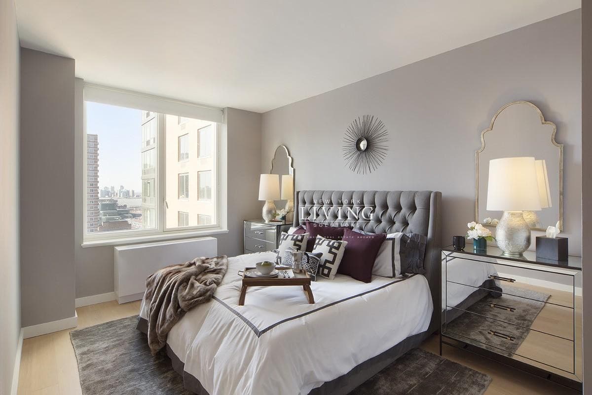 Gotham West 550 West 45 Street #2302, Manhattan, NY 10036 7