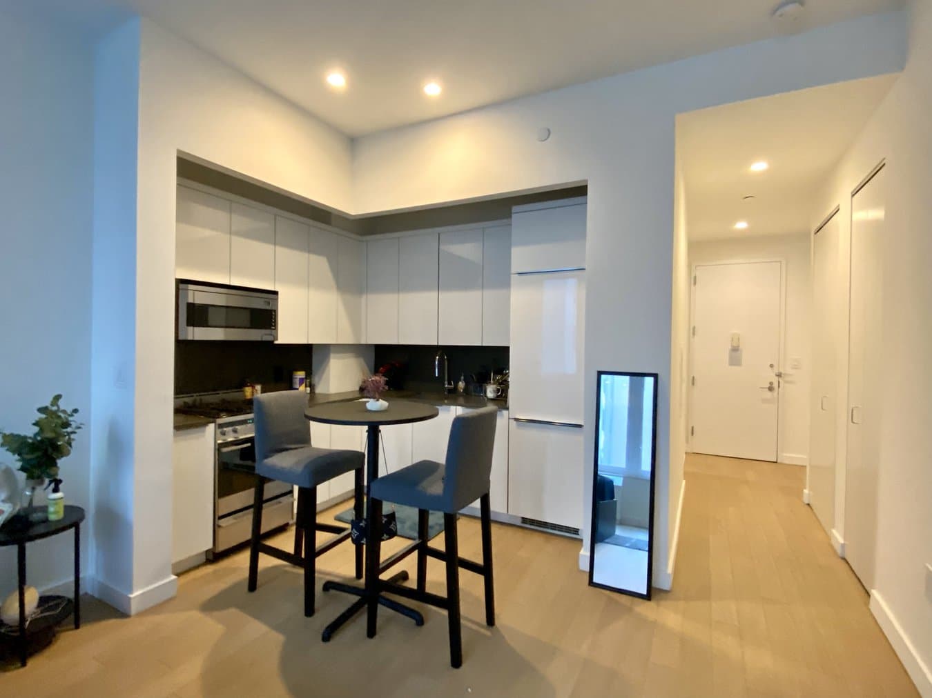 180 Water Street #502, Manhattan, NY 10038 2