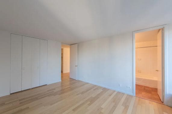 525 East 72 Street #6I, Manhattan, NY 10021 8