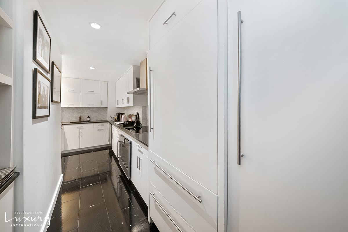 725 5 Avenue #39-CD, Manhattan, NY 10022 10