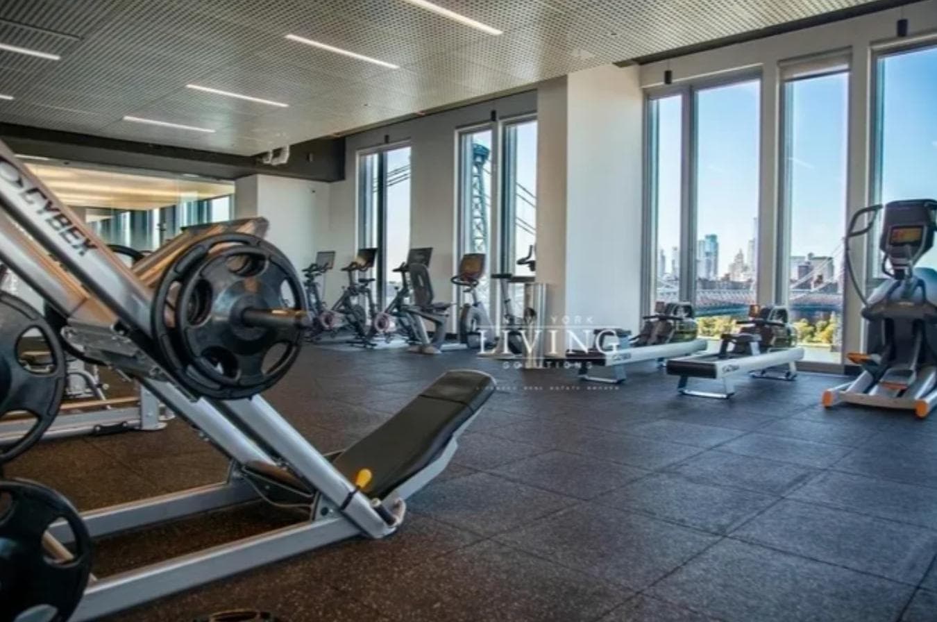 325 Kent Avenue #S701, Brooklyn, NY 11249 9