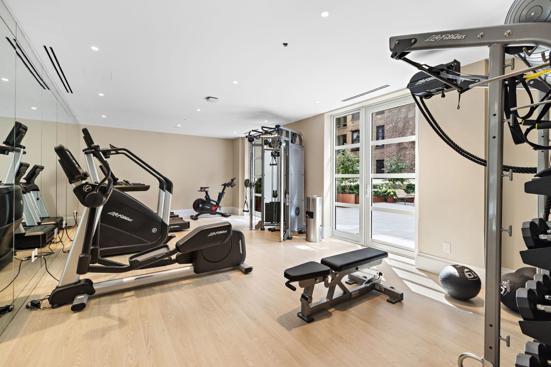 250 East 21 Street #8D, Manhattan, NY 10010 9