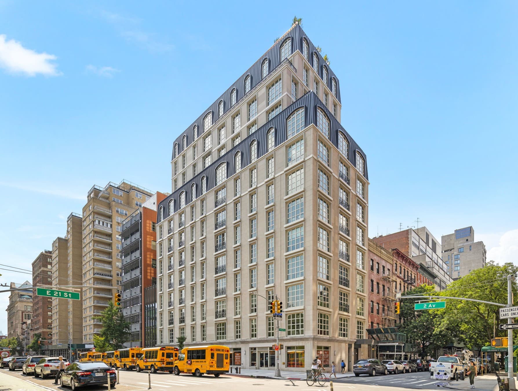 250 East 21 Street #8D, Manhattan, NY 10010 18