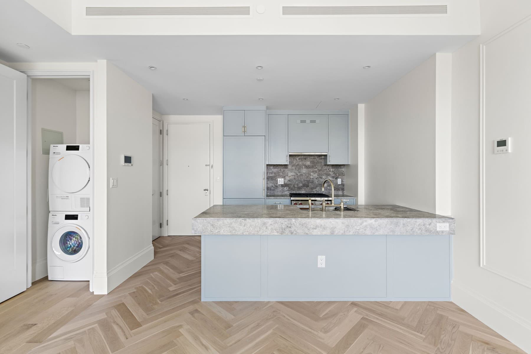 250 East 21 Street #8D, Manhattan, NY 10010 5