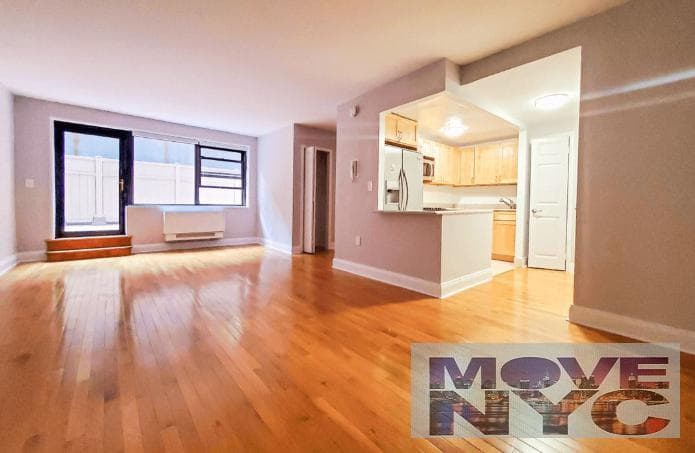 Embassy House 301 East 47 Street #2O, Manhattan, NY 10017 1