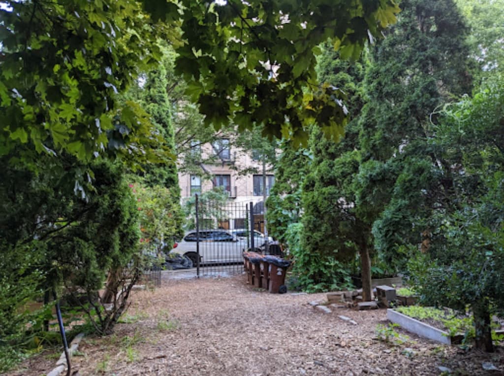 210 South 1 Street #4a, Brooklyn, NY 11211 - Image 1