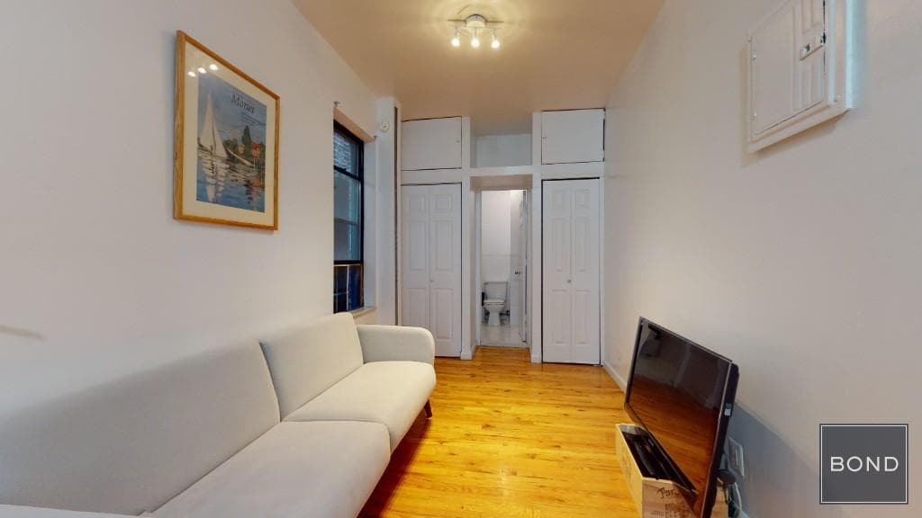 109 Ludlow Street #18, Manhattan, NY 10002 1