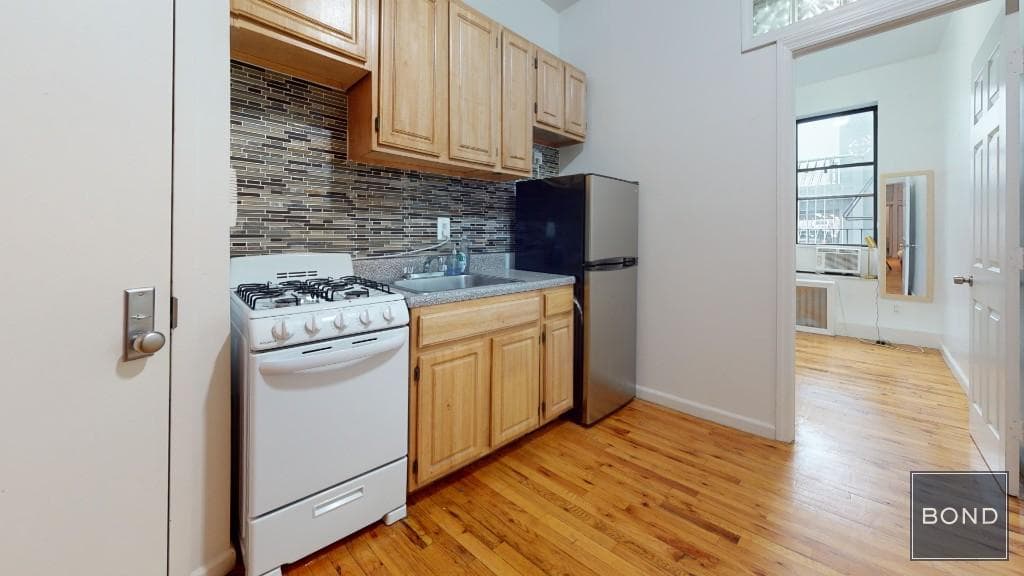 109 Ludlow Street #18, Manhattan, NY 10002 3