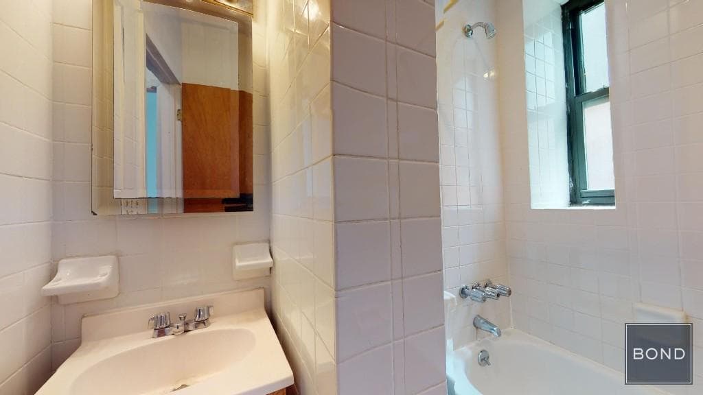 324 East 91 Street #5, Manhattan, NY 10128 6