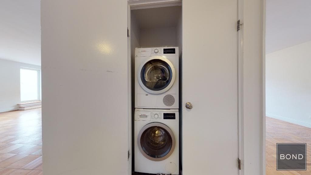 336 East 86 Street #PHB, Manhattan, NY 10028 12