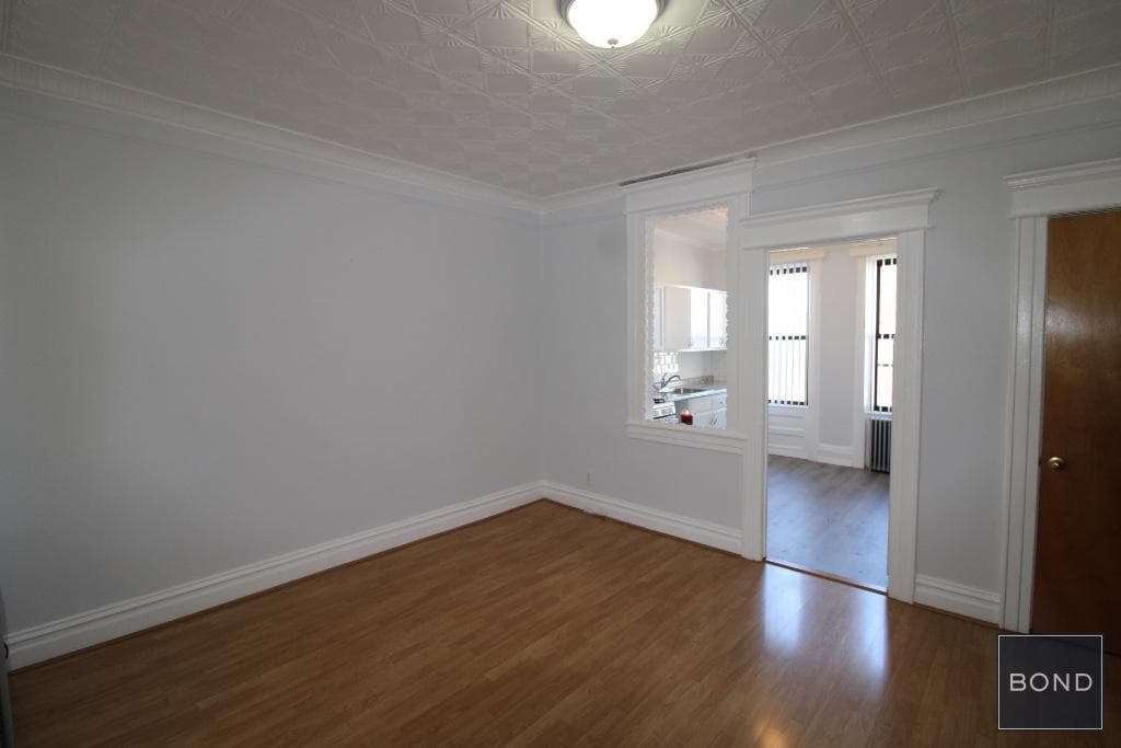 611 Fairview Avenue #3L, Queens, NY 11385 - Image 1