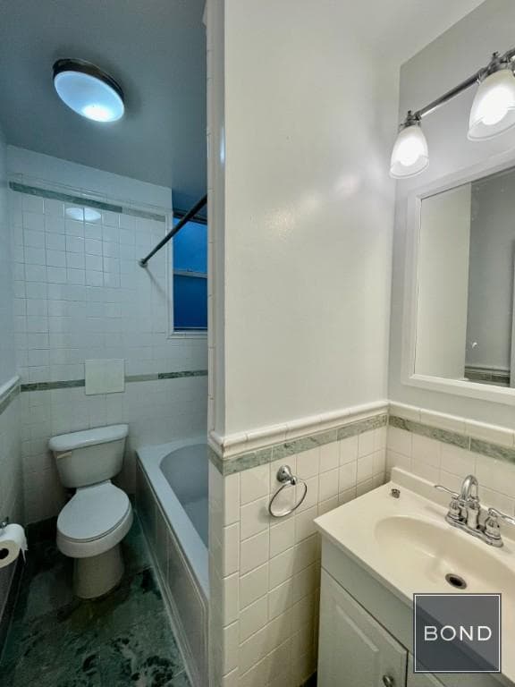 652 West 189 Street #4N, Manhattan, NY 10040 4