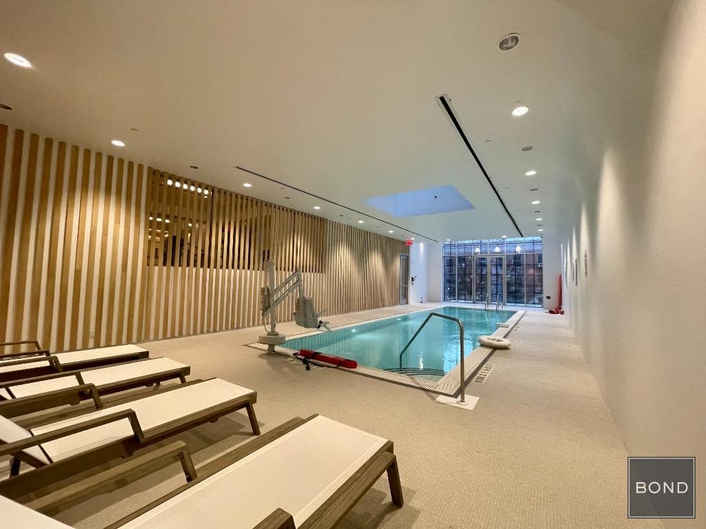 300 West 122 Street #5P, Manhattan, NY 10027 10