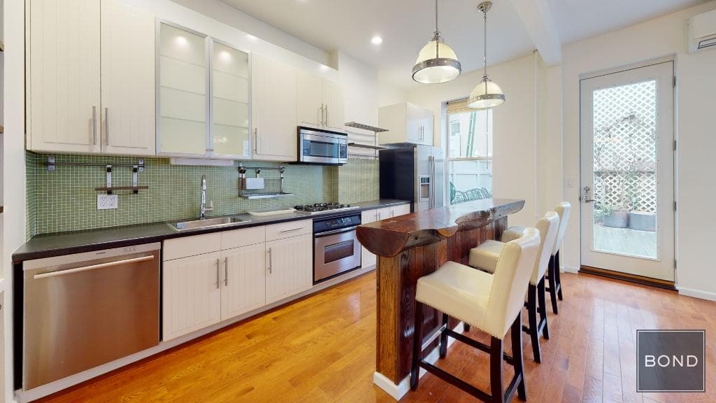 60-21 Putnam Avenue #1fl, Queens, NY 11385 - Image 1