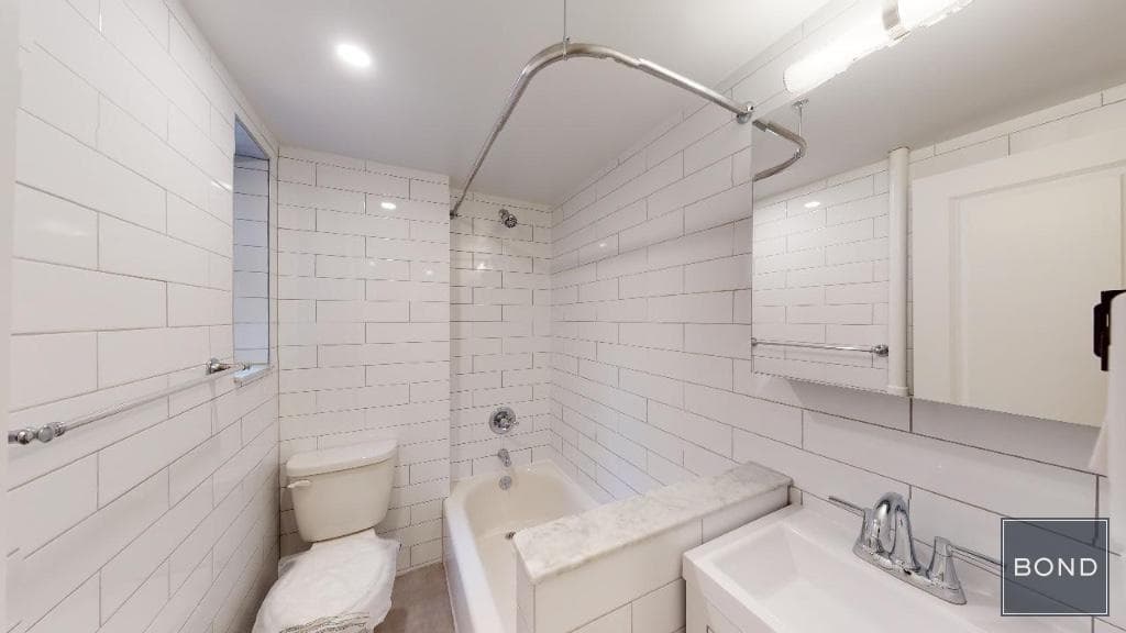 26 Charlton Street #3KL, Manhattan, NY 10013 - Image 8