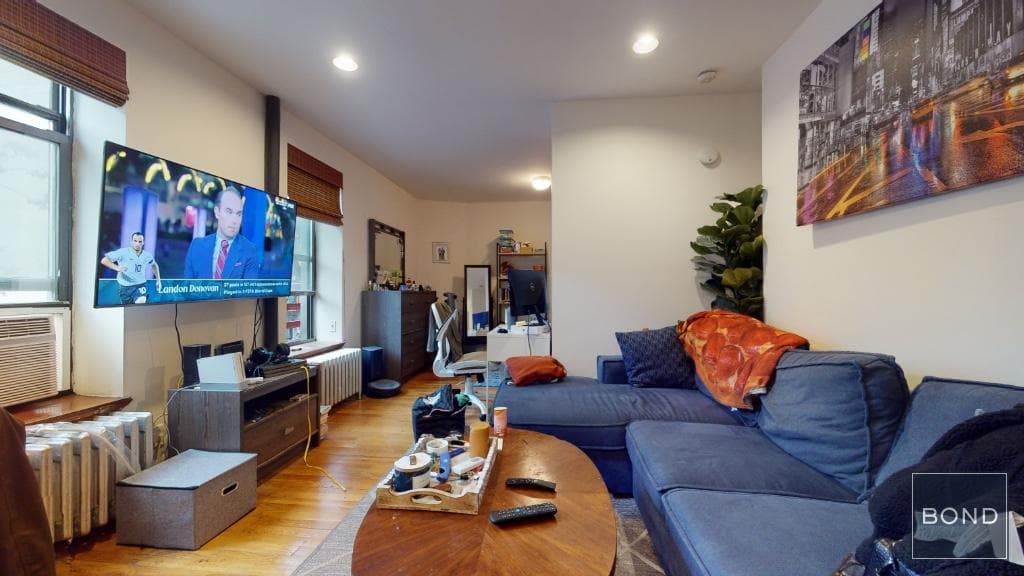 37 Clinton Street #2C, Manhattan, NY 10002 1