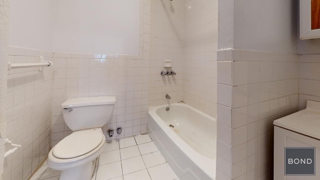 309 East 90 Street #5, Manhattan, NY 10128 7