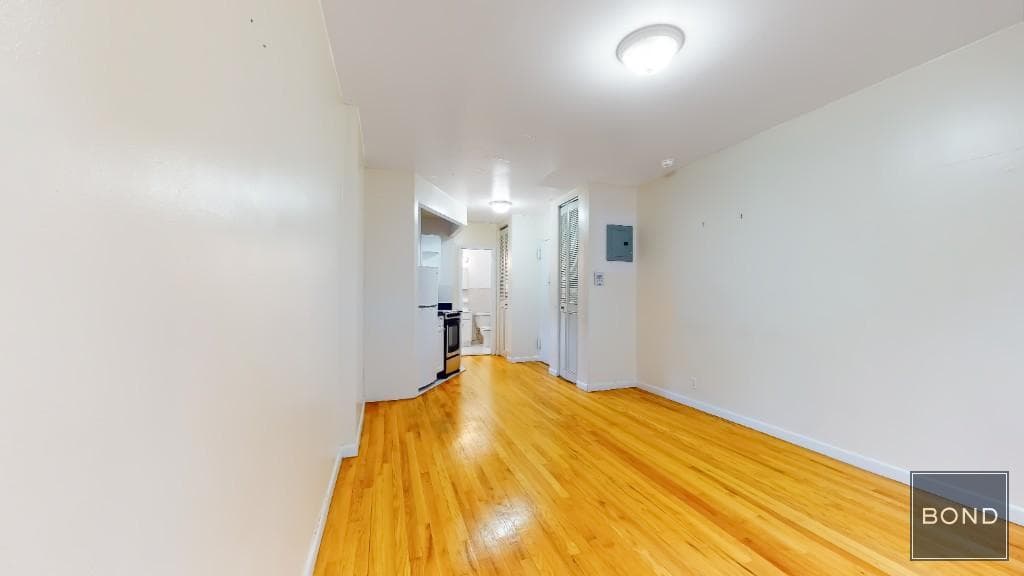 246 West 22 Street #15, Manhattan, NY 10011 2