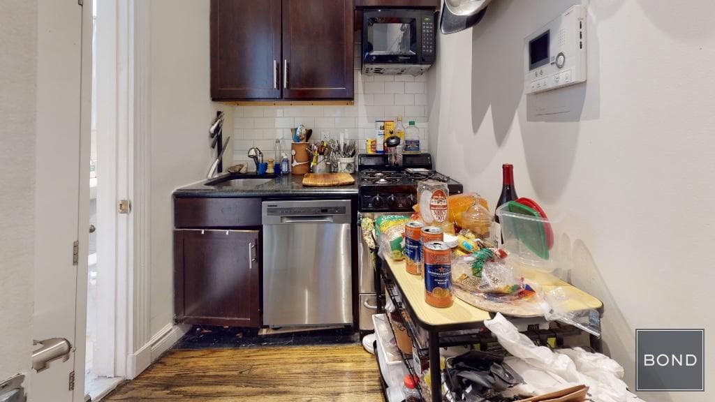 228 East 84 Street #1C, Manhattan, NY 10028 9