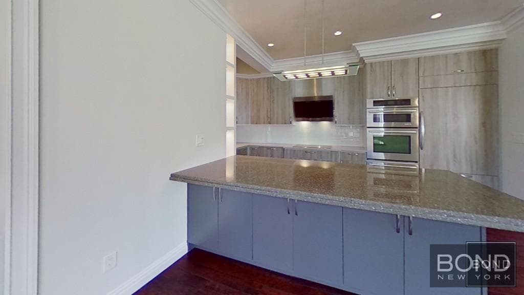 19-24 22 Drive #1B, Queens, NY 11105 - Image 2