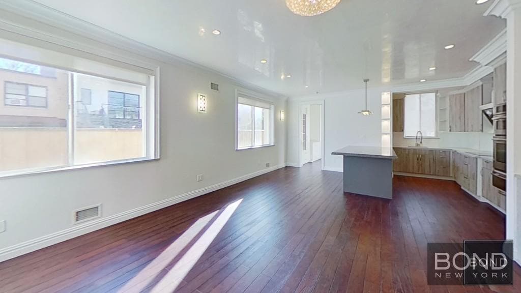 19-24 22 Drive #1B, Queens, NY 11105 - Image 3