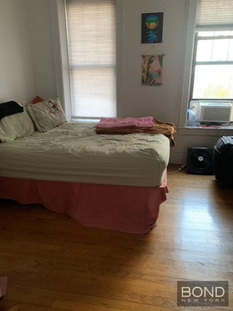 300 East 70 Street #3C, Manhattan, NY 10021 1