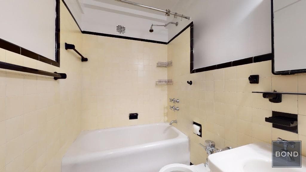 7 Christopher Street #6F, Manhattan, NY 10014 4