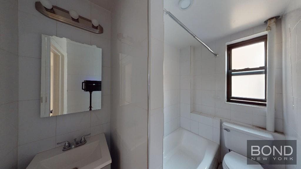 323 East 54 Street #10H, Manhattan, NY 10022 3