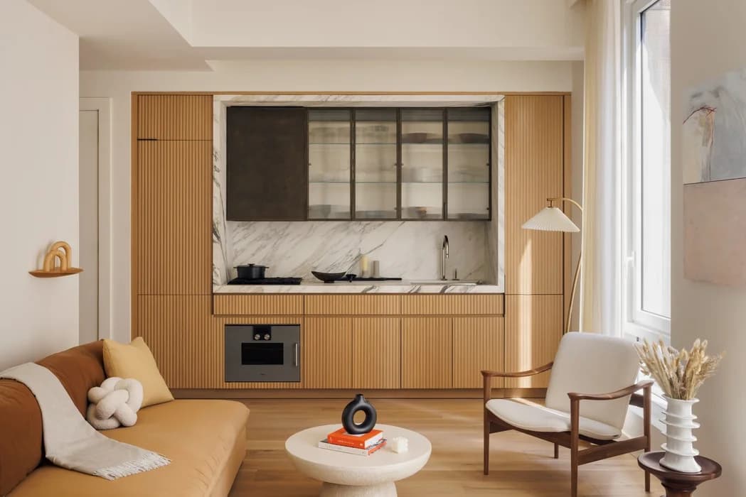 135 E 47 Street #12B, Manhattan, NY 10017 1