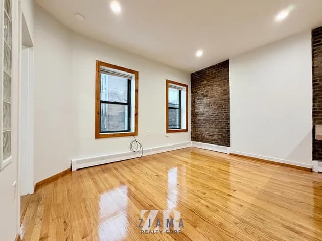 545 5 Avenue #3R, Brooklyn, NY 11215