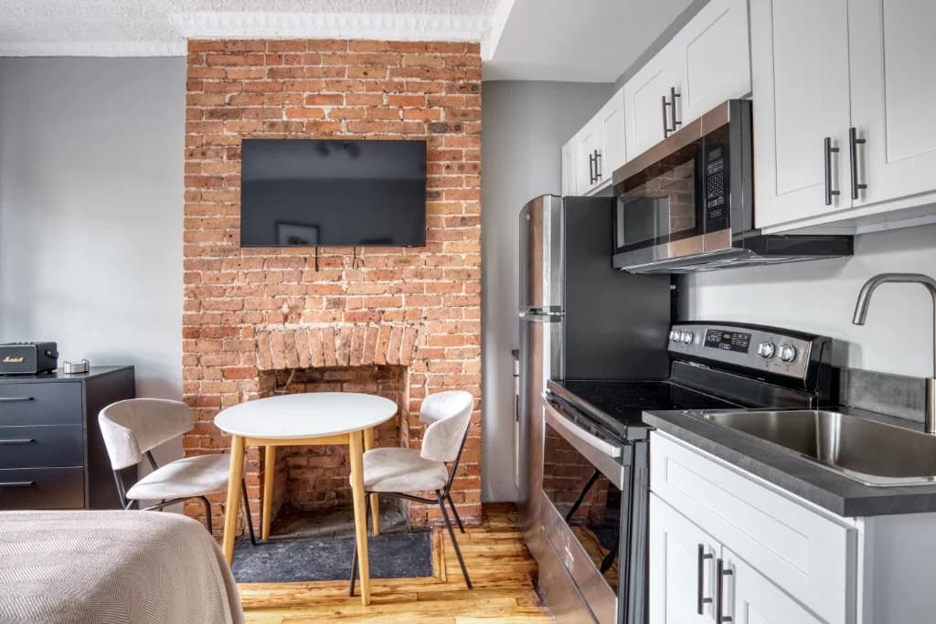 17 Gay Street #6, Manhattan, NY 10014 1