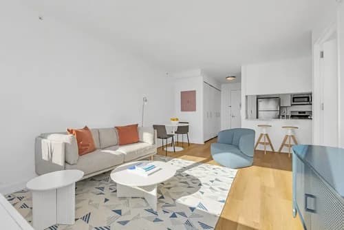 43-10 Crescent Street #2101, Queens, NY 11101