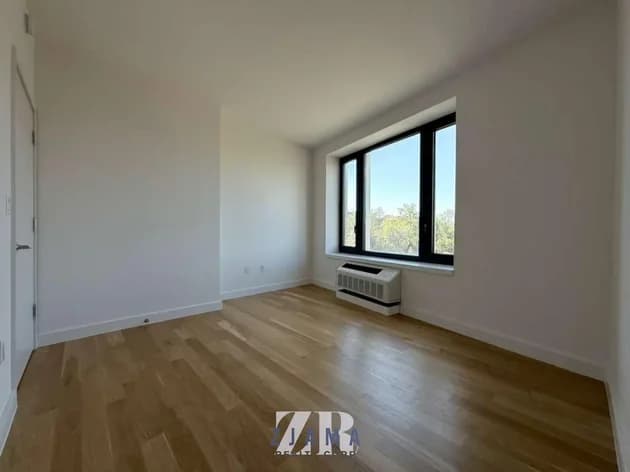 409 Eastern Parkway #311, Brooklyn, NY 11216