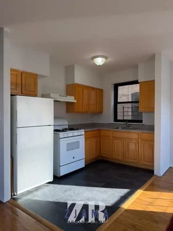 130 St Pauls Place #3E, Brooklyn, NY 11226