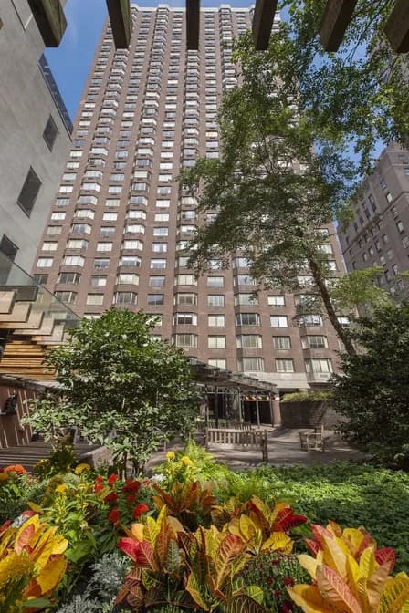 429 East 52 Street #20A, Manhattan, NY 10022