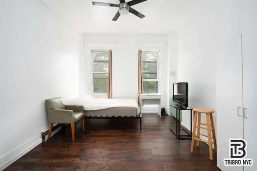 316 Suydam Street #2R, Brooklyn, NY 11237
