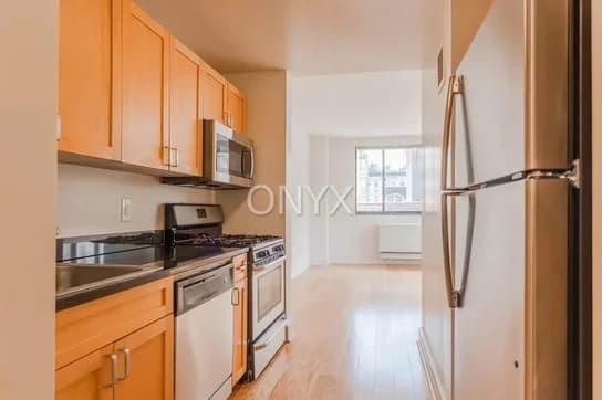 323 West 96 Street #203, Manhattan, NY 10025