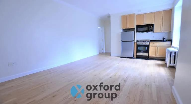 124 West 13 Street #62, Manhattan, NY 10011 1