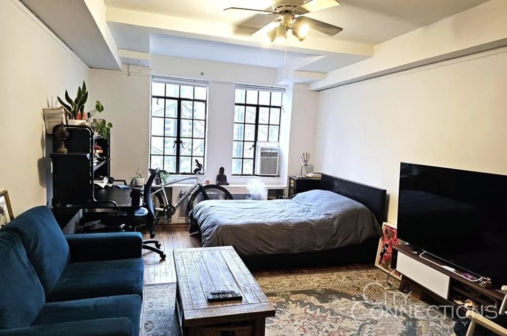 320 East 42 Street #1411, Manhattan, NY 10017 1