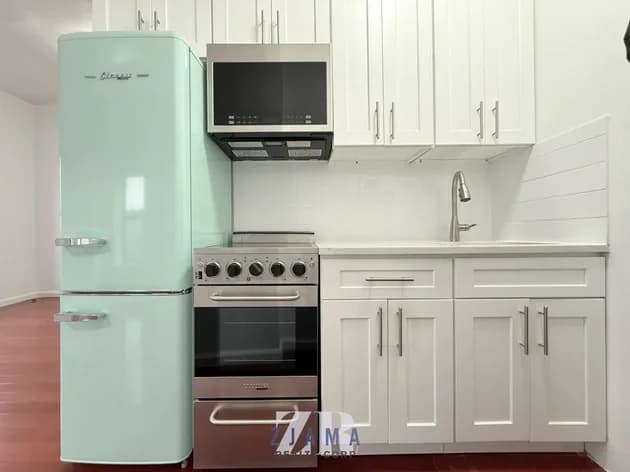 350 Greene Avenue #7A, Brooklyn, NY 11238
