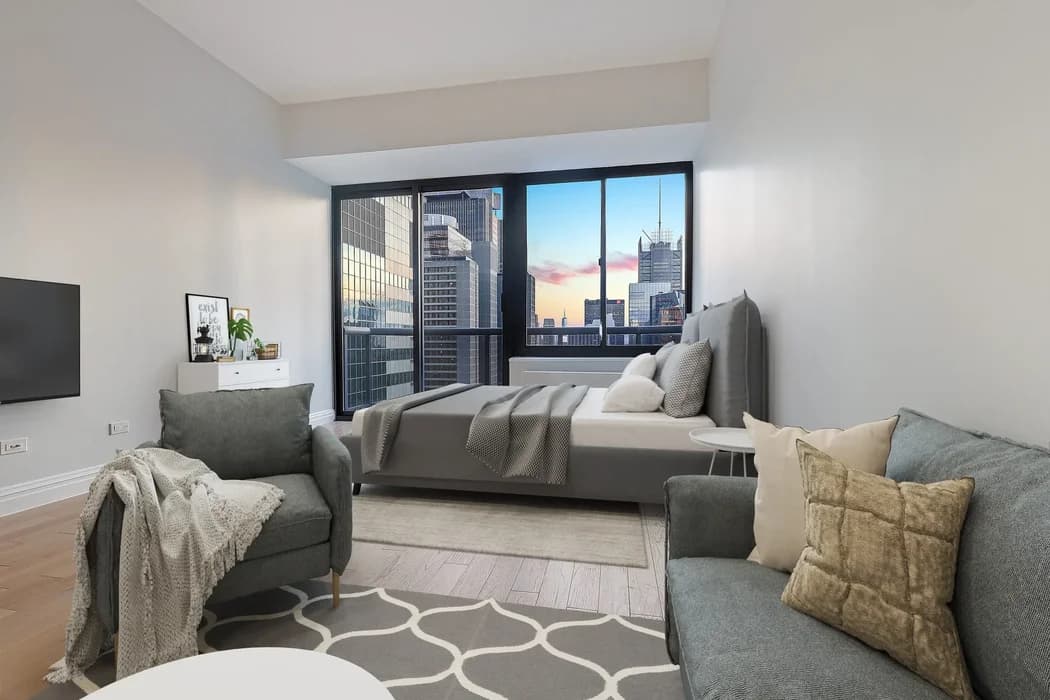 235 West 48 Street #030D, Manhattan, NY 10019