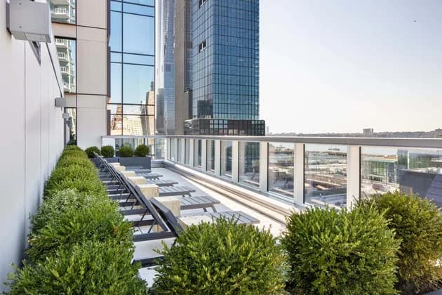 515 West 36 Street #26G, Manhattan, NY 10018