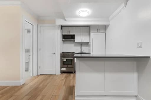 210 East 22 Street #GLB, Manhattan, NY 10010