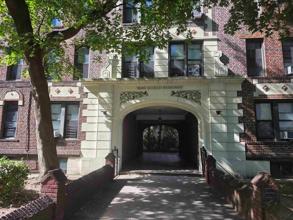 1640 Ocean Parkway #A52, Brooklyn, NY 11223