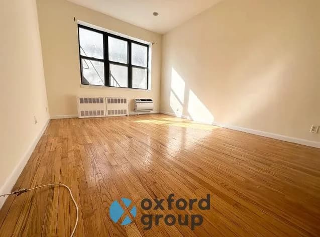 221 East 10 Street #2H, Manhattan, NY 10003 1