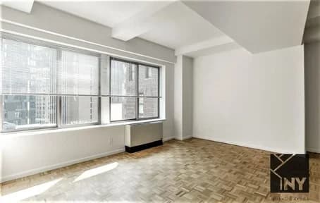 45 Pine Street #1012, Manhattan, NY 10005