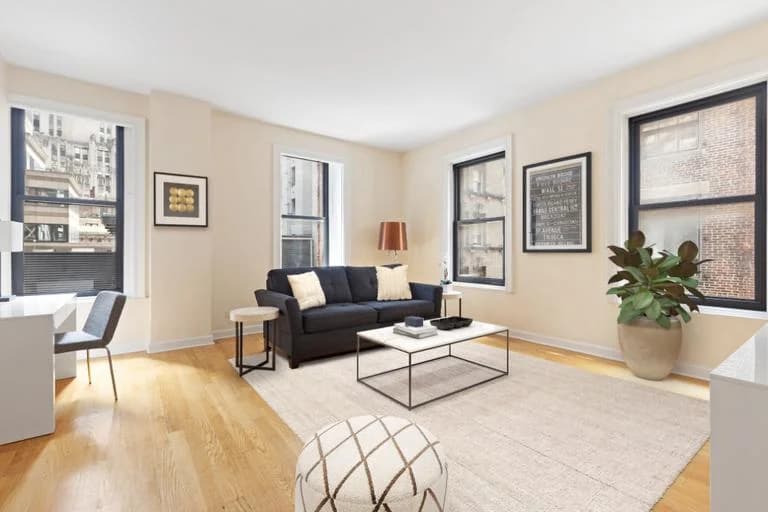 26 Cedar Street #8, Manhattan, NY 10005 1