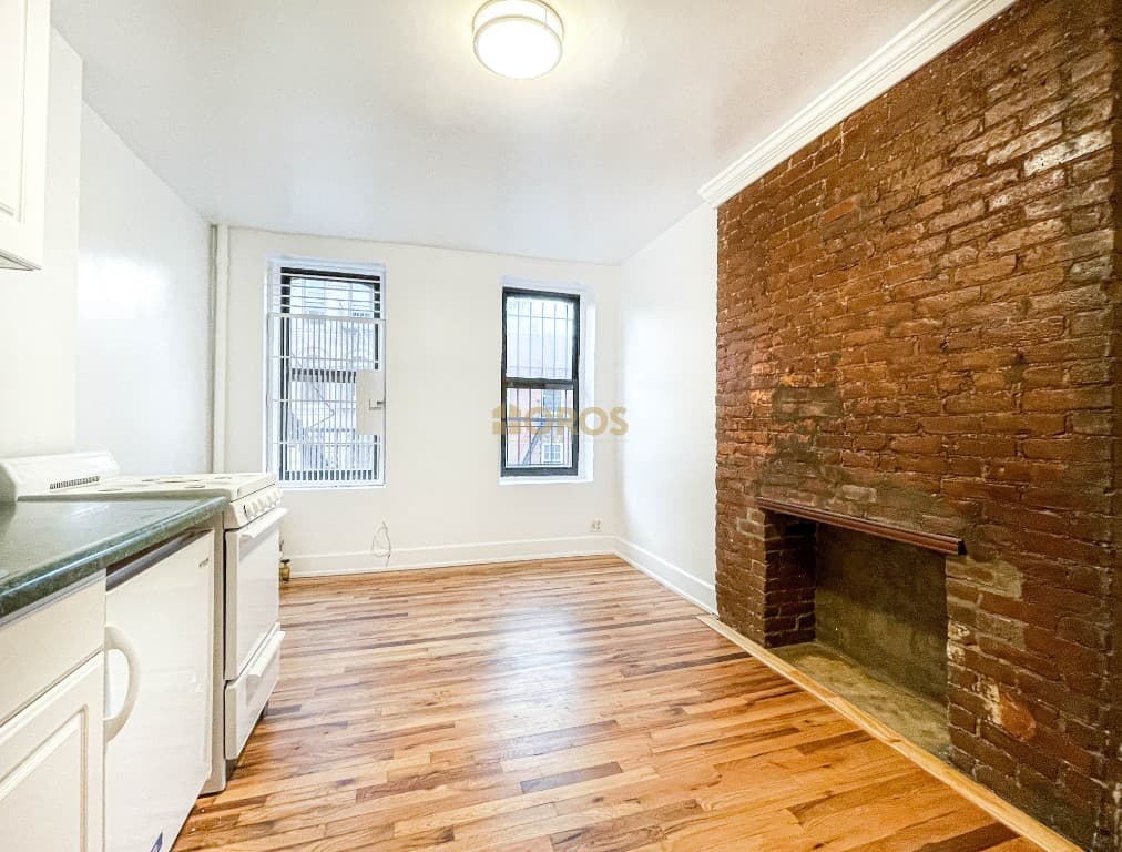 236 East 7 Street #4B, Manhattan, NY 10009 1